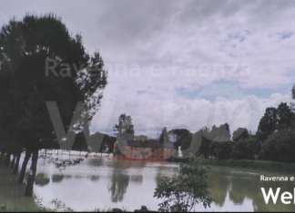 Nuovo sit-in alla Ghilana: “Pericolose le modifiche al progetto di urbanizzazione”. Arrivano le telecamere di Report