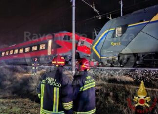 ULTIMA ORA: Faenza, scontro fra due treni: 17 feriti