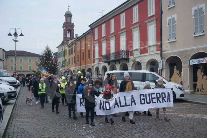 CS_300_Fiaccolata Pace 2023