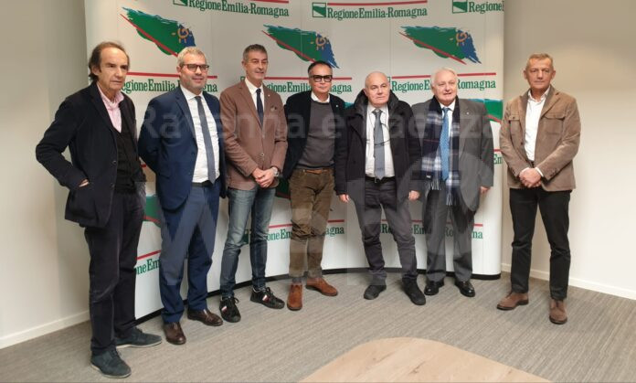 L'assessore Corsini con i rappresentanti delle associazioni di categoria