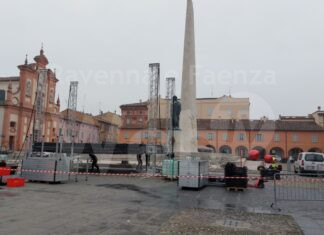 Capodanno a Lugo, si parte alle 22.30 con il concerto degli Extraliscio in piazza