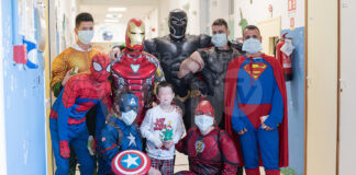 I supereroi acrobatici fanno tappa all’ospedale di Ravenna
