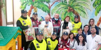 Panettoni e doni ai bimbi della Pediatria di Ravenna dall’Associazione Nazionale Polizia di Stato