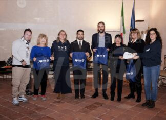 Fondazione Francesca Rava – Nph Italia Ets e Coop Alleanza 3.0 consegnano 21 buoni spesa alle famiglie colpite dall’alluvione