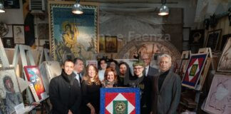 Il Nervi-Severini dona un mosaico al presidente Mattarella
