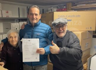 Donati 144 panettoni al Re di Girgenti