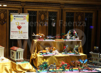 Mattoncini in vetrina: Nuova mostra del Private Banking della Cassa