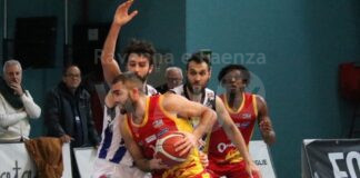 Basket: OraSi si ferma sul più bello. Vince Bisceglie all’overtime