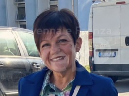 Piena di Natale. Minacce sui social alla sindaca di Lugo: “Non le basta neanche la scorta”