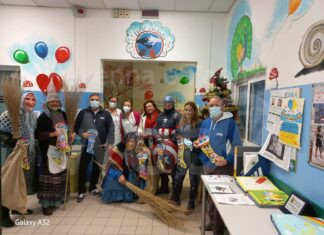 Una Befana che porta i suoi regali alle Pediatrie di Ravenna e Faenza