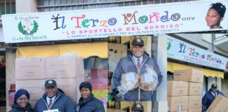 Arriva “Il pandoro della speranza” allo Sportello del Sorriso