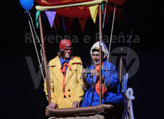 Al via la stagione delle Favole al Masini: domenica il Collettivo Clown in Balloon Adventures