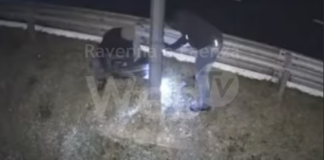 Un cartello di Fleximan sull’autovelox di via Bellucci