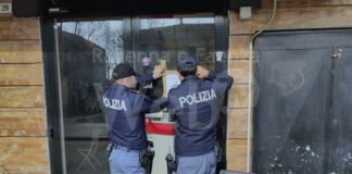 Controlli in stazione e giardini Speyer: un arresto, denuncia e sequestri per spaccio di droga. Chiusura di un pubblico esercizio