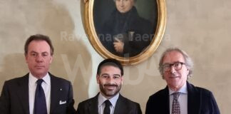 Il Tricolore arriva alla Nasa, dono di Lugo per la partenza della missione spaziale Axiom 3