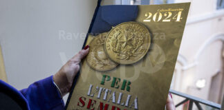 Esposito (FdI): “Il calendario 2024 dell’esercito va ritirato. Così l’Anpi”