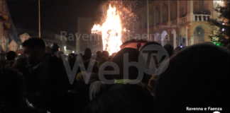 Brucia il Niballo alla Nott de Bisò