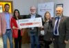 Romagna Sicurtà Agenzia Itas Assicurazioni consegna assegno di 10 mila euro al Gruppo Teatrale Compagnia delle Favole