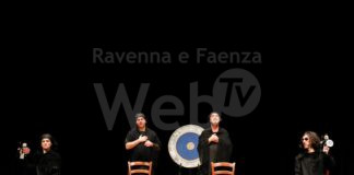 La compagnia I Sacchi di Sabbia in scena al Rasi con 7 contro Tebe e al Socjale con uno spettacolo per i più piccoli