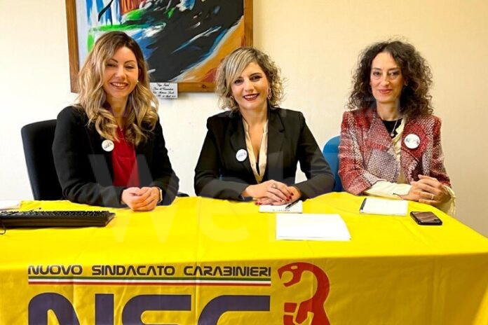 593919af36d3a80290c04753d1004a95