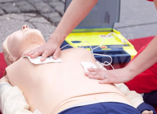 «Conversazioni sulla salute 2024»: al nido di Russi approccio all’emergenza e un nuovo defibrillatore