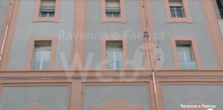 Nuova facciata per l’ospedale di Faenza: iniziato lo smontaggio dell’impalcatura