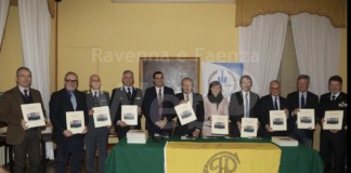 Presentato al Circolo ravennate e dei forestieri il volume “150° Annuale di fondazione del Corpo di Polizia locale