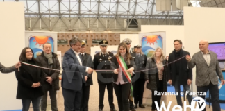 Inaugurata la Fiera Imprese Balneari di Ravenna, al Pala de Andrè il tradizionale appuntamento di inizio stagione turistica