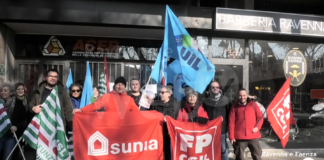 “Il diritto alla casa è una cosa seria”: I sindacati in presidio davanti all’Acer per il rinnovo del contratto Federcasa