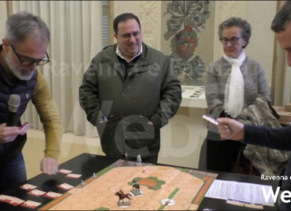 Presentato a Faenza il gioco da tavolo del palio del Niballo