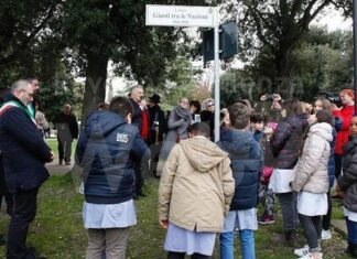 Completato il rifacimento della struttura portante delle targhe nel Largo dei Giusti tra le Nazioni