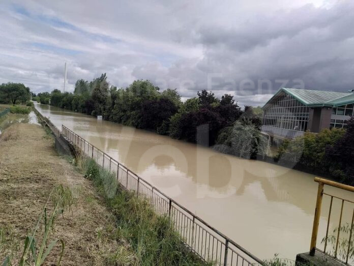 432041188_397759393040167_4561105582591158617_n