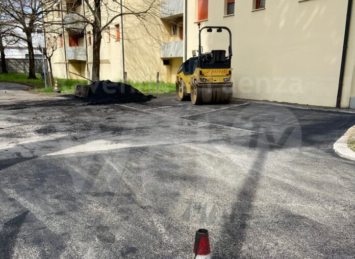 CS_56_Asfaltatura parcheggio area verde Masoni