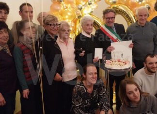 Mina Zinzani spegne cento candeline