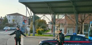 Nel camion aveva un coltello lungo 32 cm: denunciato