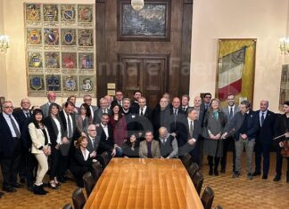 Ricevuta in Prefettura una delegazione della neonata Fondazione Insigniti OMRI di Ravenna