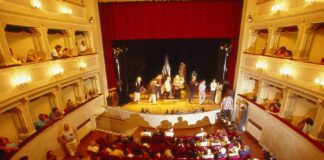 Riapre il bar all’interno del teatro comunale di Cervia
