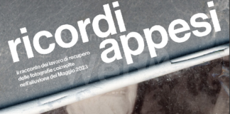 Ricordi appesi: in mostra le foto danneggiate dalla doppia alluvione