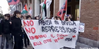 Presidio a Ravenna “contro la repressione”, per gli episodi di piazza San Francesco