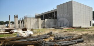 Possono riprendere i lavori del nuovo palazzetto dello sport