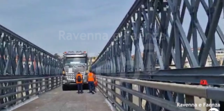 Prove di carico sul ponte Bailey: collaudata l’infrastruttura