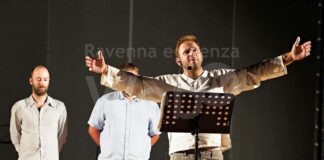 Serata tra riflessioni e risate sul tema del gioco come divertimento, ma che può diventare patologico