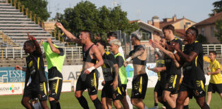 Calcio: Il Ravenna sfata il tabù Lentigione