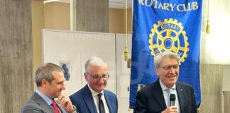 Il Rotary Club Ravenna premia con il PHF il Prefetto De Rosa e con un assegno di studio Sebastiano Barbieri