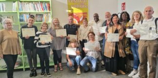 Consegnati gli attestati del progetto “Chi parla due lingue vive due”