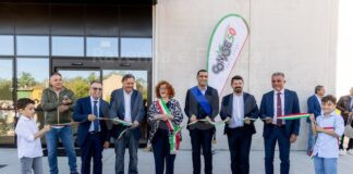 Conase festeggia 50 anni di attività e inaugura la nuova sede a un anno dall’alluvione che ha colpito duramente Conselice