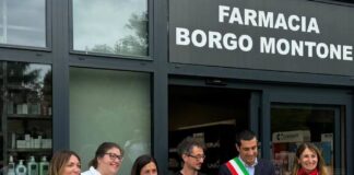 Taglio del nastro per la Farmacia di Borgo Montone
