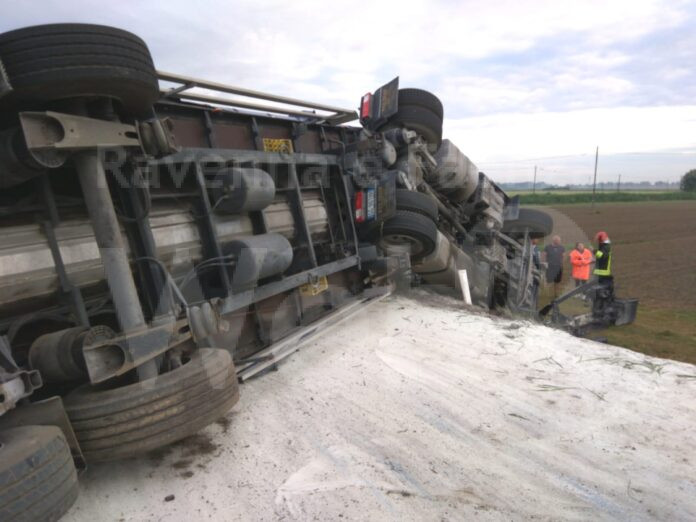 7201b3db-1d07-4c58-baa3-68b32547bf65