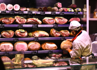 Il Conad di Cervia si rifà il look: più servizi, tecnologia e sostenibilità