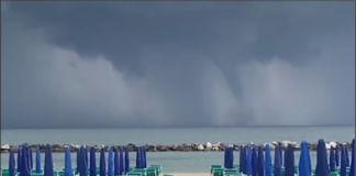 Tromba marina fra Milano Marittima e Lido di Dante